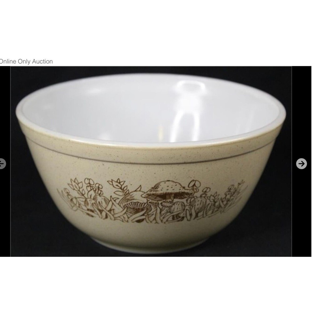 Vintage Pyrex Forest Fancies Mushroom Woodland Medium 402 1.5 QT Mixing Bowl